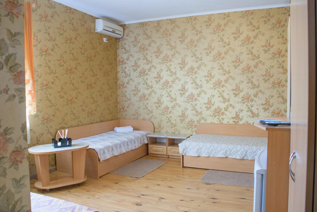 ホテルCitadella Skadovsʼk エクステリア 写真